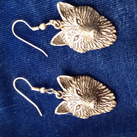 Sterling Silver 3D Wolf Head Dangle Earrings - Picture 6 of 16